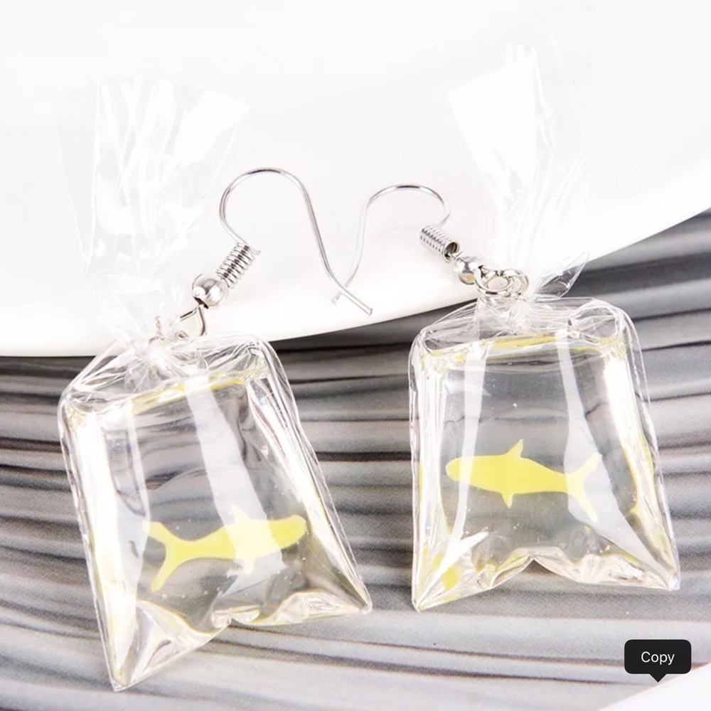 🎏Goldfish in a Bag Novelty Earrings🎏 NWOT